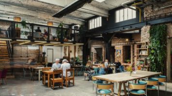 Pohřební obřad v kavárně či restauraci