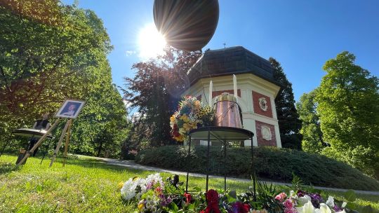 Pohřební obřad - Rozptyl popela v balonu do nebe