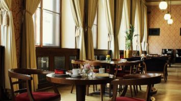 Pohřební obřad v kavárně či restauraci