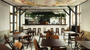 Pohřební obřad v kavárně či restauraci