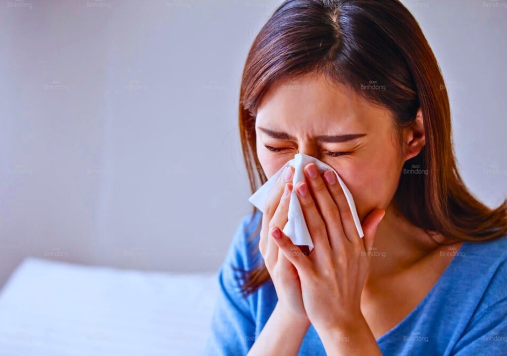 Đau Rát Cổ Họng Kéo Dài Nên Làm Gì?