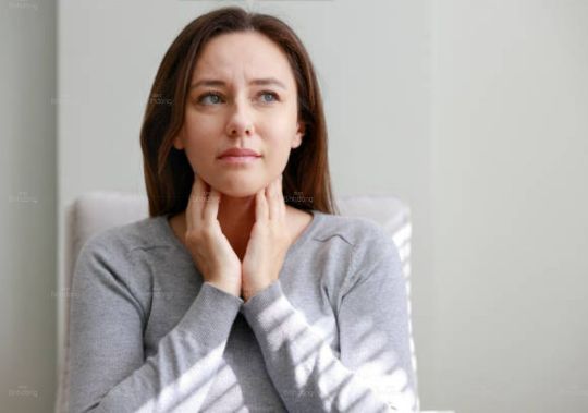 Cách điều trị vướng cổ họng nhưng không đau