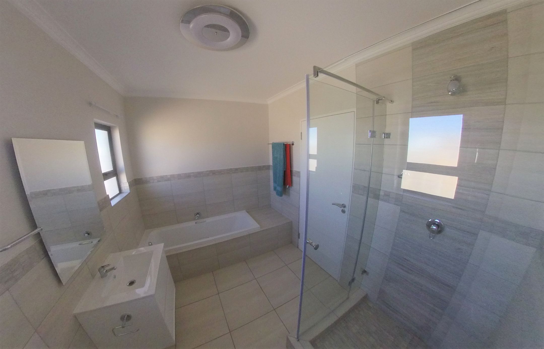 Fish Eagle Estate North Village