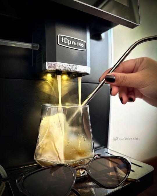 cafetera-inteligente-hipresso-en-ecuador