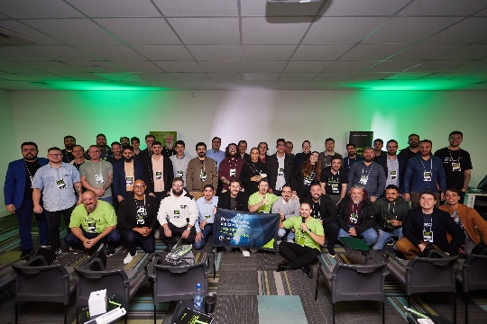 Introduce compra 50% da Supreme Cloud