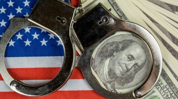 Stop the Corporate Crooks… Now!