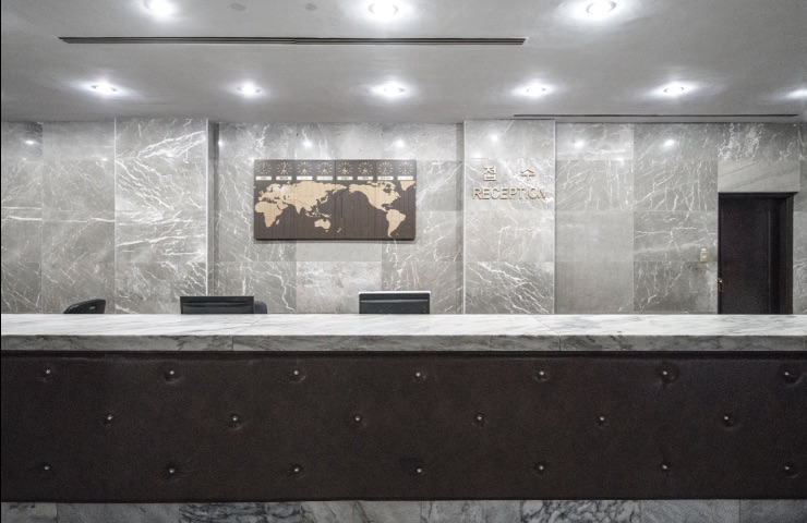 pantallas para hoteles