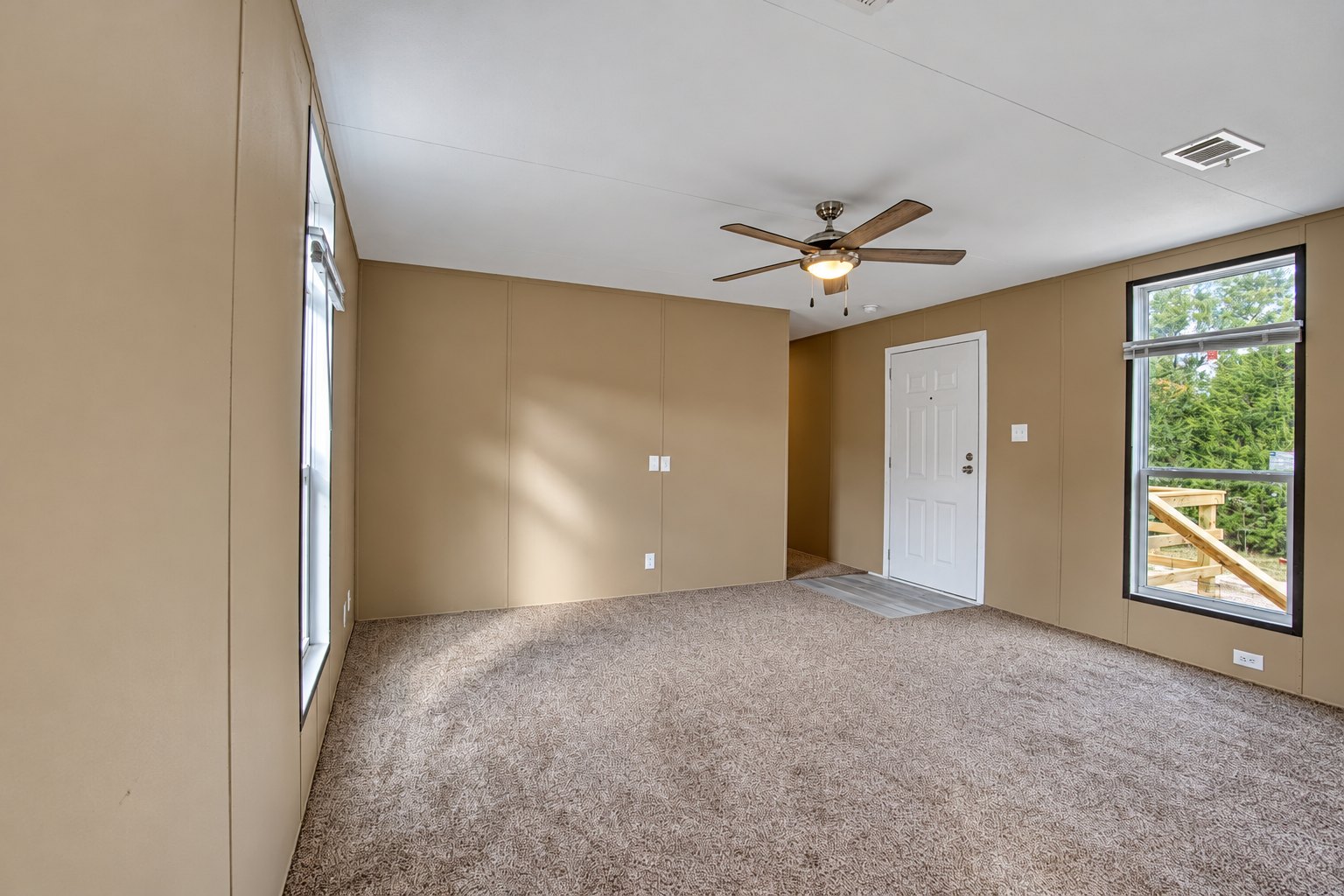 Living Room with Front Door - 332707 E Caprock Dr, Wellston OK