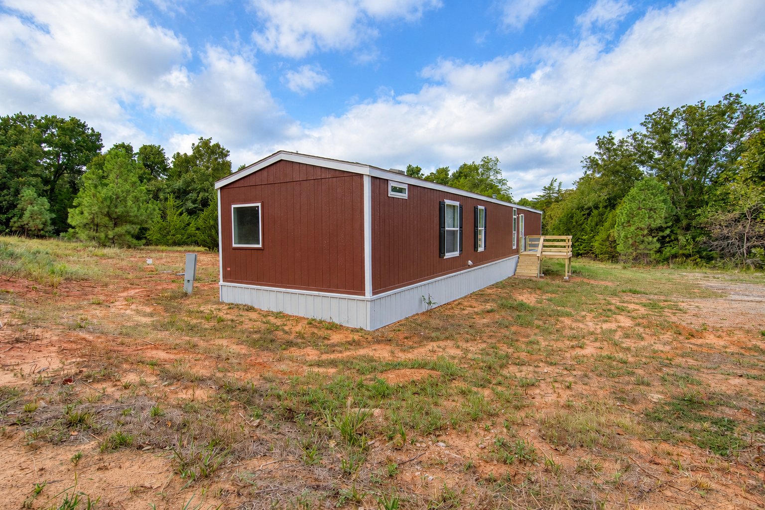 Exterior Corner View - 332707 E Caprock Dr, Wellston OK