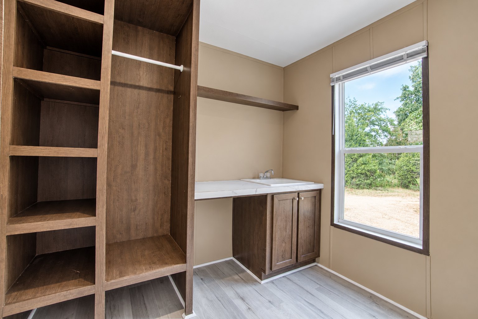 Built-In Closet Shelving and Vanity - 332707 E Caprock Dr, Wellston OK