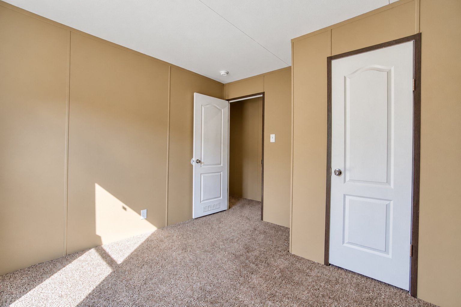 Bedroom Closet and Doorway - 332707 E Caprock Dr, Wellston OK