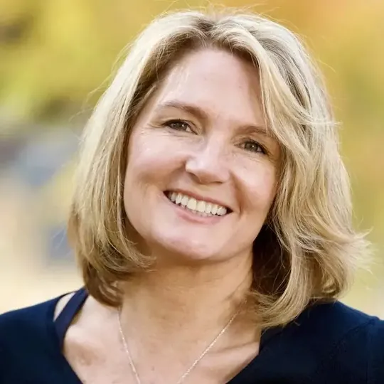 Michelle Raz, founder of Coaching Academics, smiling