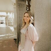 Sydney M, Academic and Executive Function Coach at Coaching Academics, smiling outside