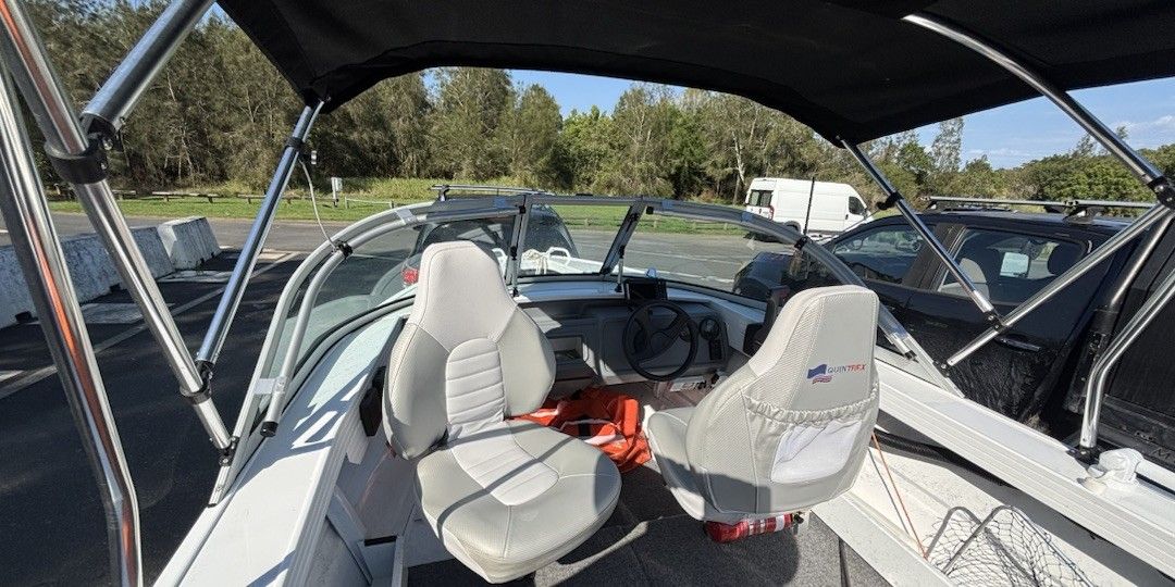 Brisbane boat hire — Quintrex 430 Fishabout on the water