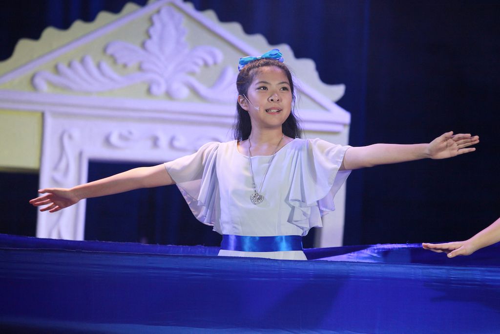 同學們經一年努力訓練的演出，自信增強不少，更加不怕講英文。