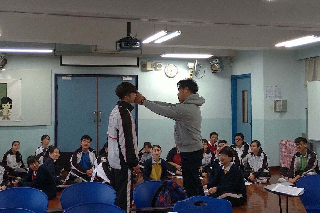 同學最有興趣的，還是學習如何在台上「打」對方，你看一眾眼睛，十分專心呢！