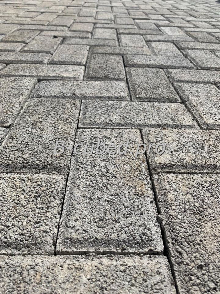 Installed B-cubed standard 100x200 pavers. We can customise your paving solution requirements,  for, driveway, walkway, parking. Contact us should you wish to know more.