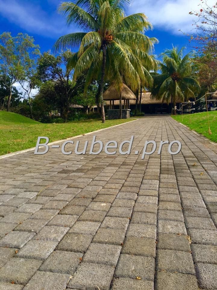 B-cubed production makes these beautiful Rustic Cobble pavers. We can customise solutions for the absolutely unique requirements should they be required. EverGreen Paving solution in dry cast concrete for paving, driveway, walkway, parking. Contact us should you wish to know more